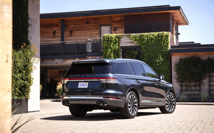  Lincoln Aviator Grand Touring 2019 года  (фото 43 из 67)